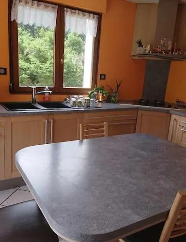 Prázdninový dům Charmante Maison Blanche Saint-Maurice-sur-Moselle