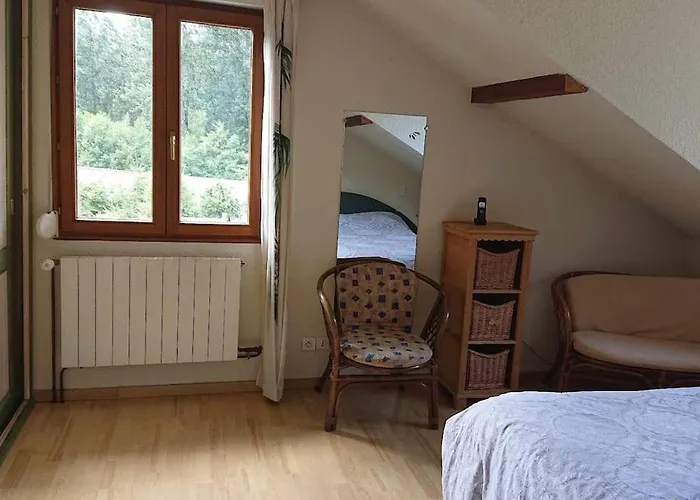 Charmante Maison Blanche Saint-Maurice-sur-Moselle